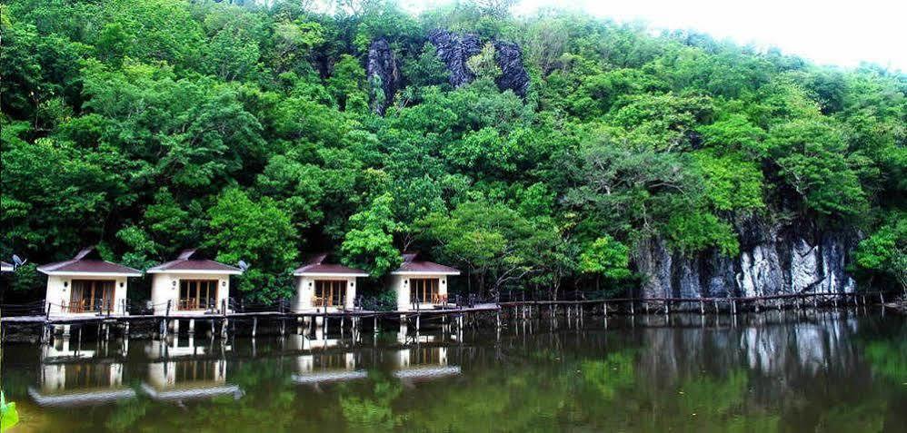 Tugawe Cove Resort Colongcocon Exterior photo